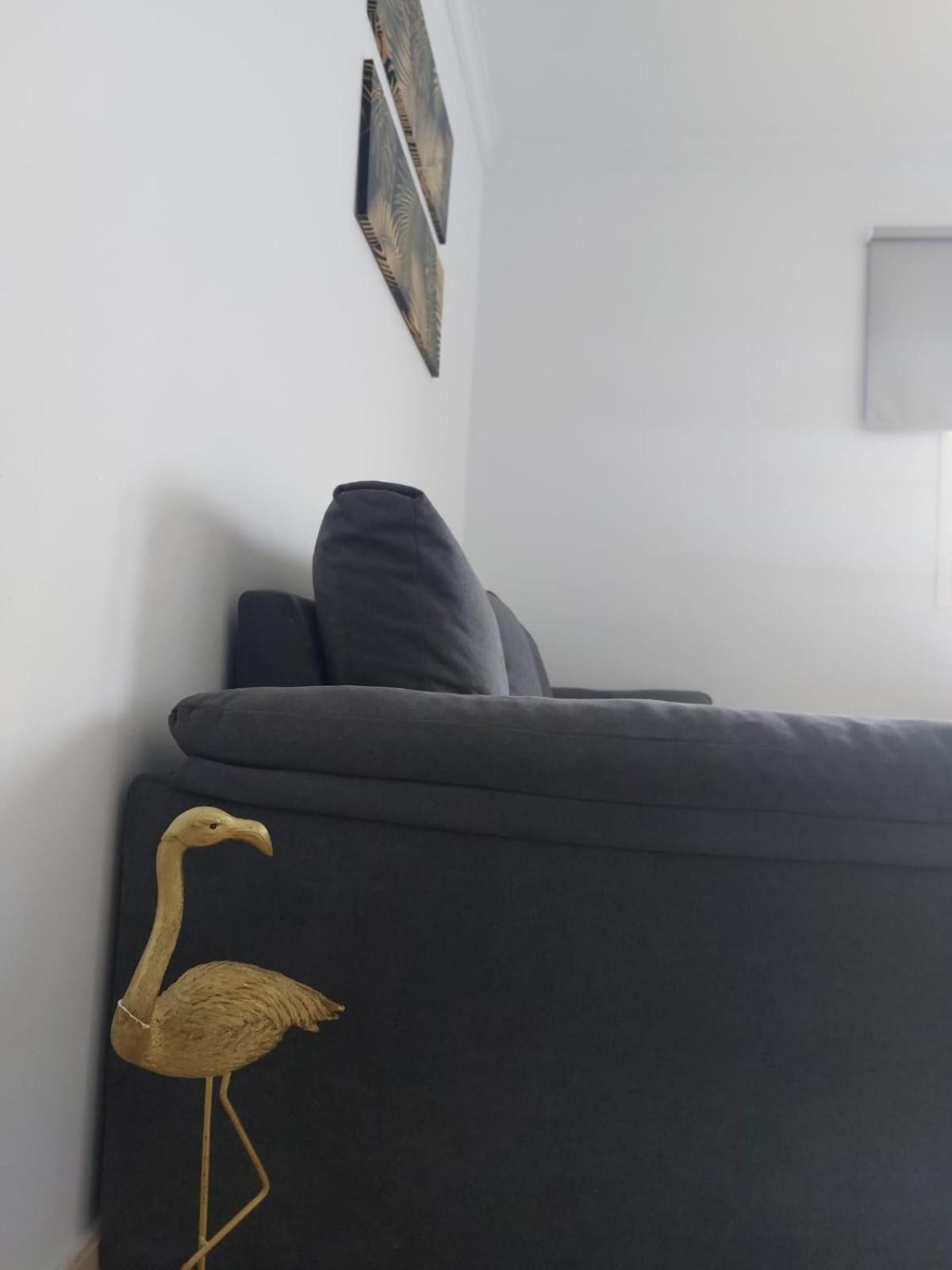 The Home E&N Galdar Bilik gambar